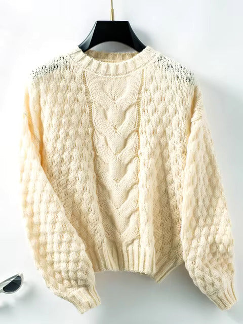 Relaxed Cable Knit Sweater