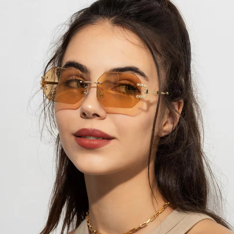 Amarra Rimeless Sunglasses